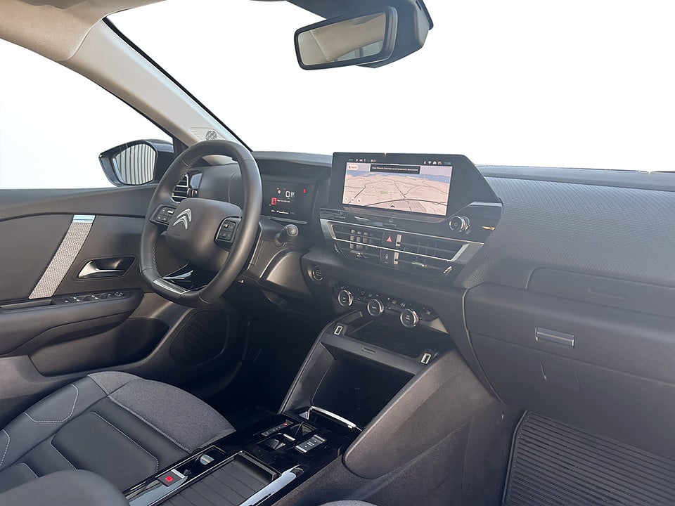 Bild på Citroën C4 Shine 1.2 PT 130hk Aut 360-KAMERA RATTVÄRME