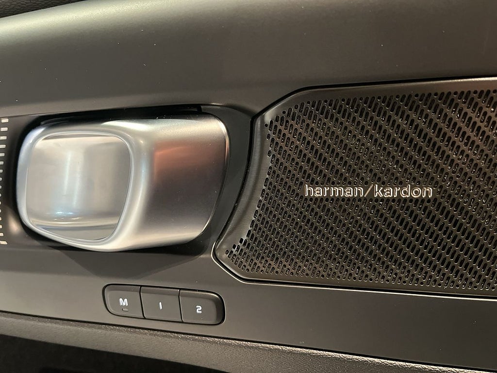 Volvo EX40 Single Motor Extended Range ExtendedRange Plus SE