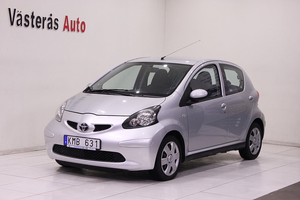 Toyota Aygo 5-dörrar 1.0 Automat VVT-i MultiMode Ny Besikt 68HK