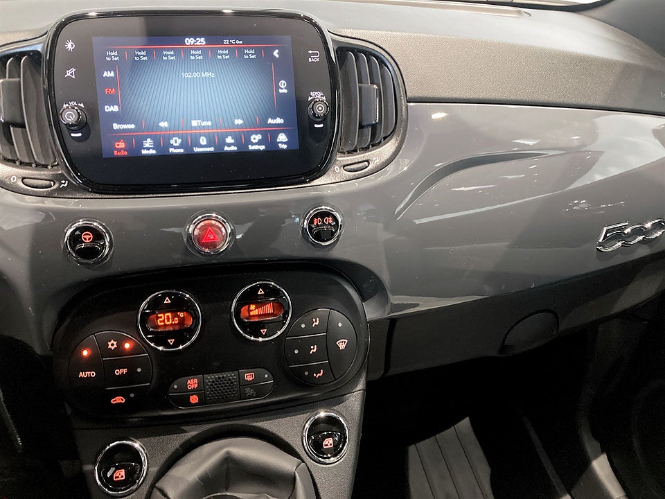 Bild på Fiat 500 Lounge 1.0 70hk DOLCEVITA TAKLUCKA