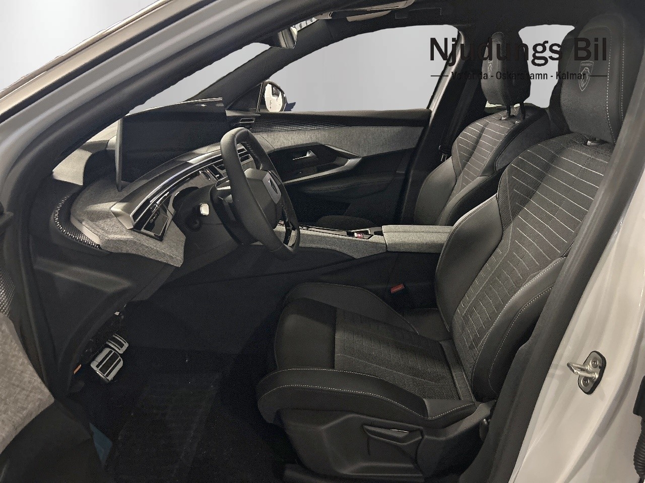 Peugeot 5008 GT Plug-in HYBRID 2026, bild 2/35
