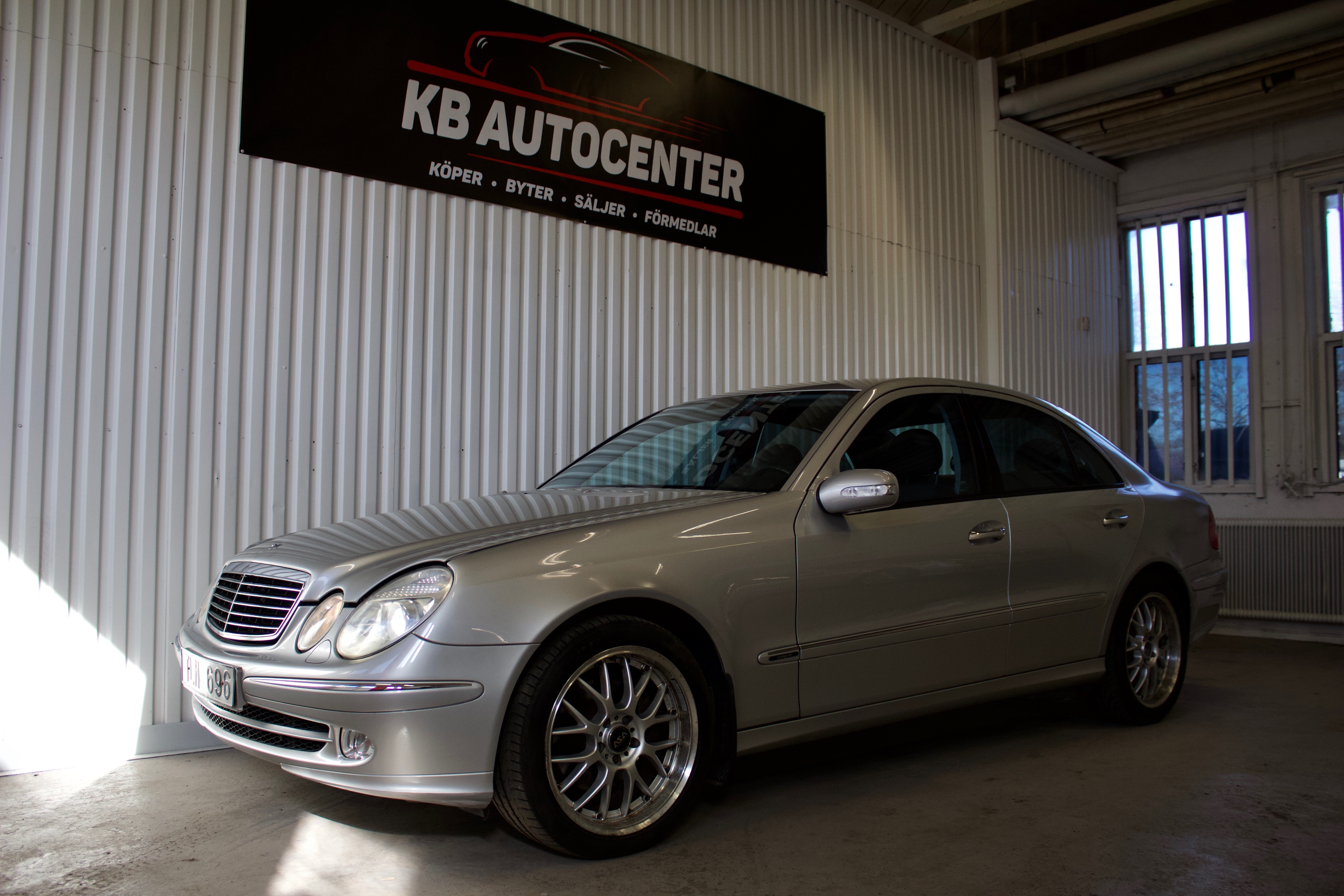 Mercedes-Benz E