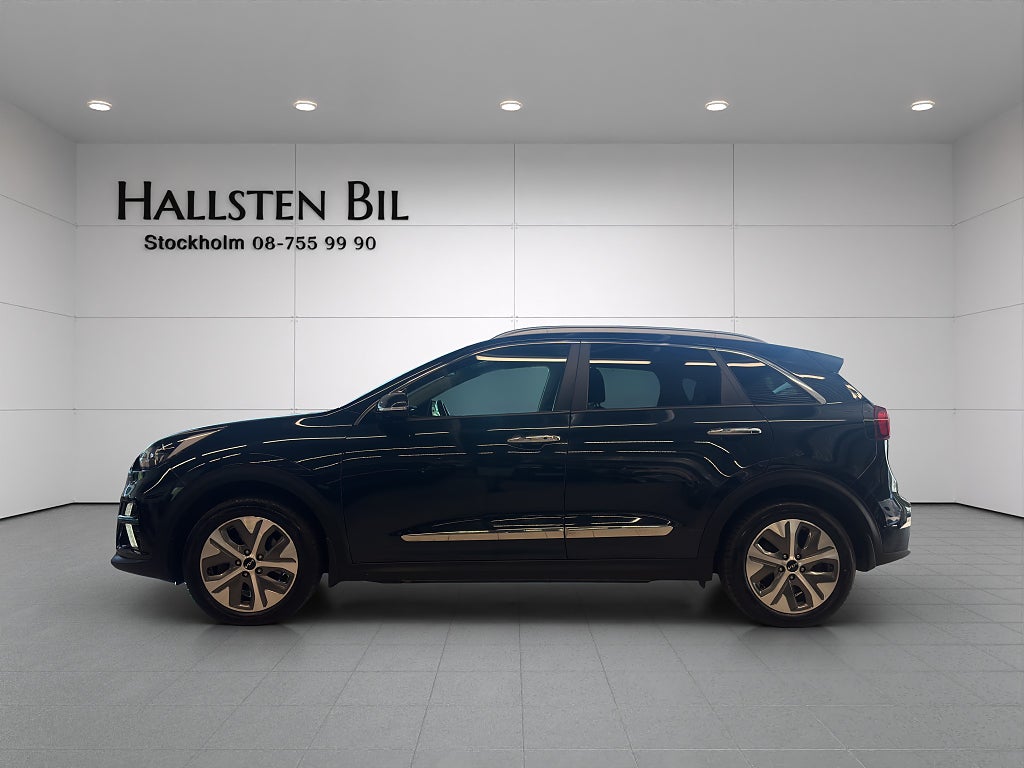 Kia Niro e- 64 kWh Advance Kamera Navi ACC CarPlay Svensksåld
