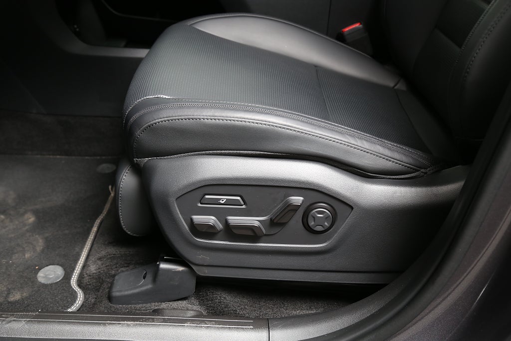 Hyundai Santa Fe PHEV AWD Calligraphy Line 6-sitsig | Dragkrok HUD 360°