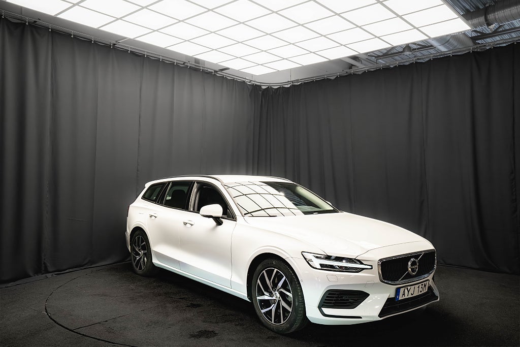 Volvo V60 Recharge T6 AWD LÄDER DRAG 360° B-VÄRMARE BLIS 340hk