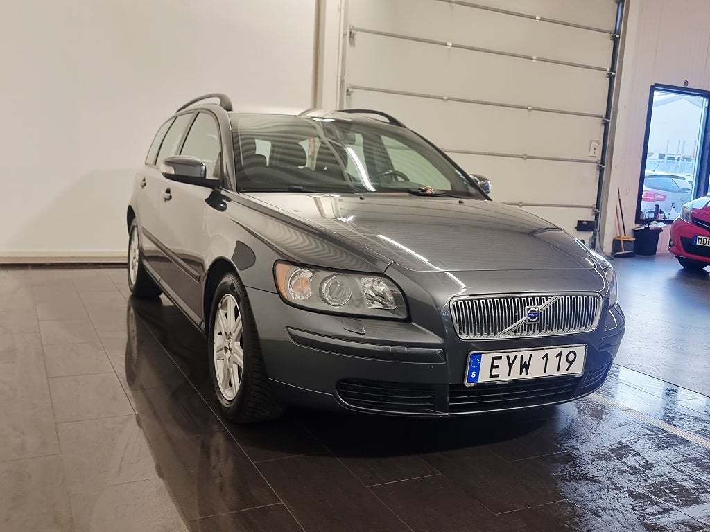 Volvo V50 1.8 Flexifuel 125ch - Chaine neuve - Disque & plaquettes neufs - Sièges chauffants