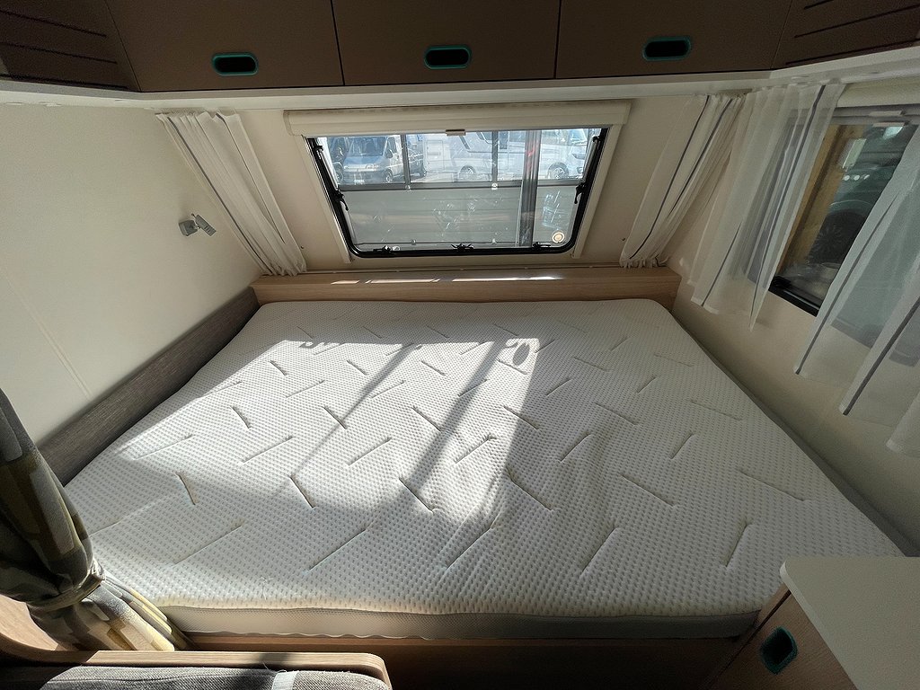 Adria Aviva 522 PK /Barnkammare / 7 bäddar / Solcell / Tält/ - Adria
