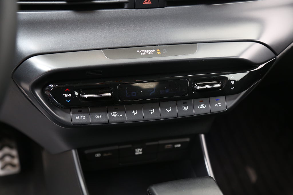 Hyundai Bayon 1,0 T-GDI 7DCT 100HK MHEV ESSENTIAL Nybilsgaranti 2022