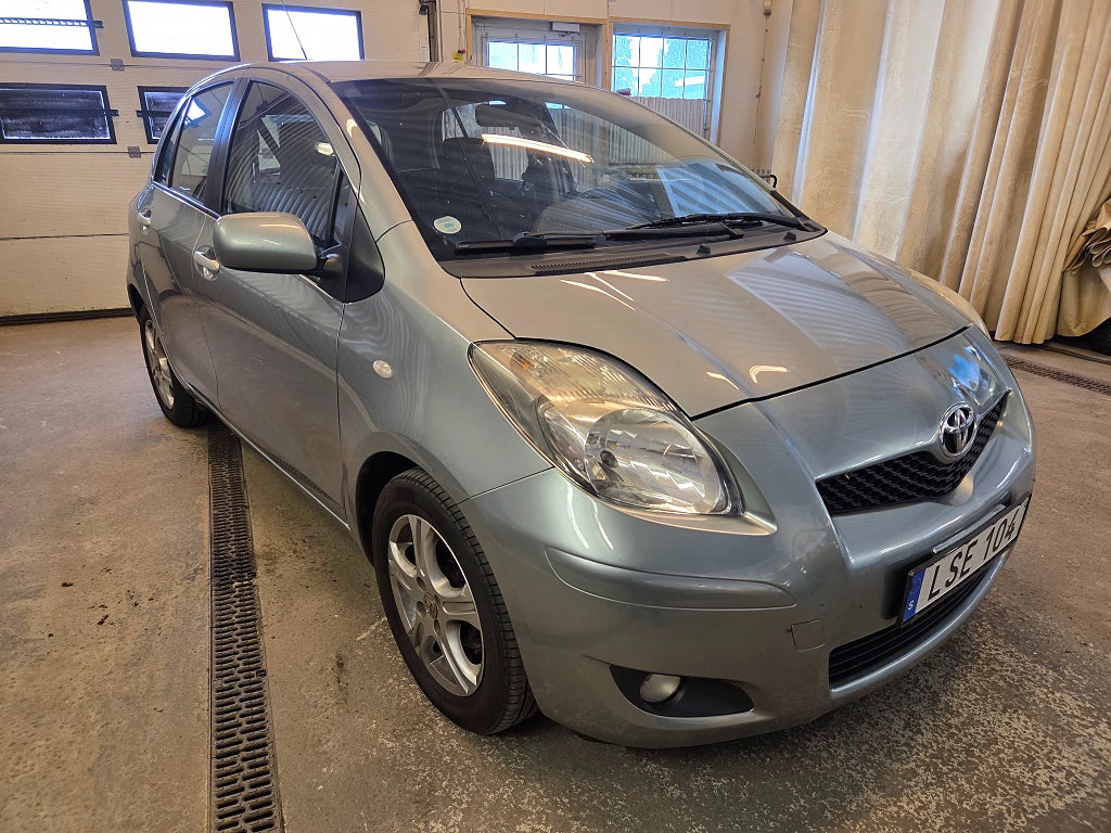 Toyota Yaris 5-dörrar 1.33 Dual VVT-i 16000 Mil Euro 5