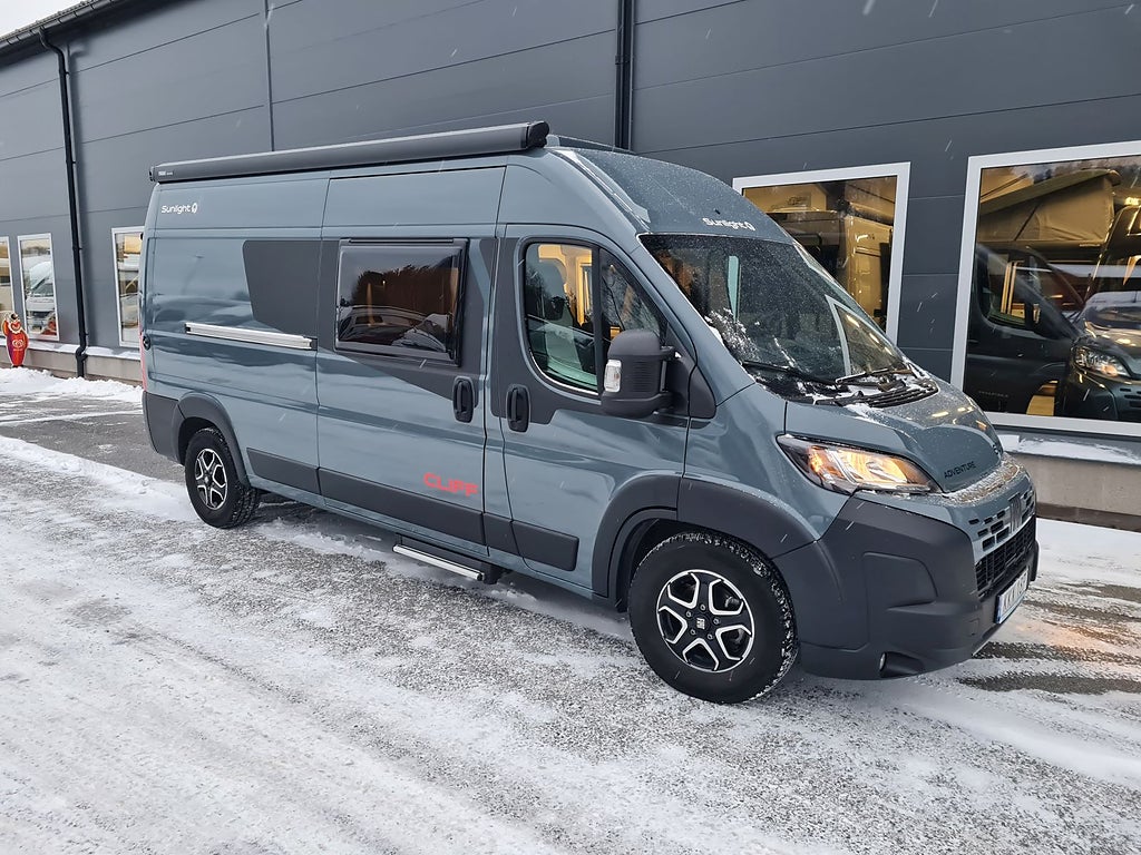 Sunlight Cliff 601 Adventure 5 sovplatser, 140 hk, dieselvärme, automat