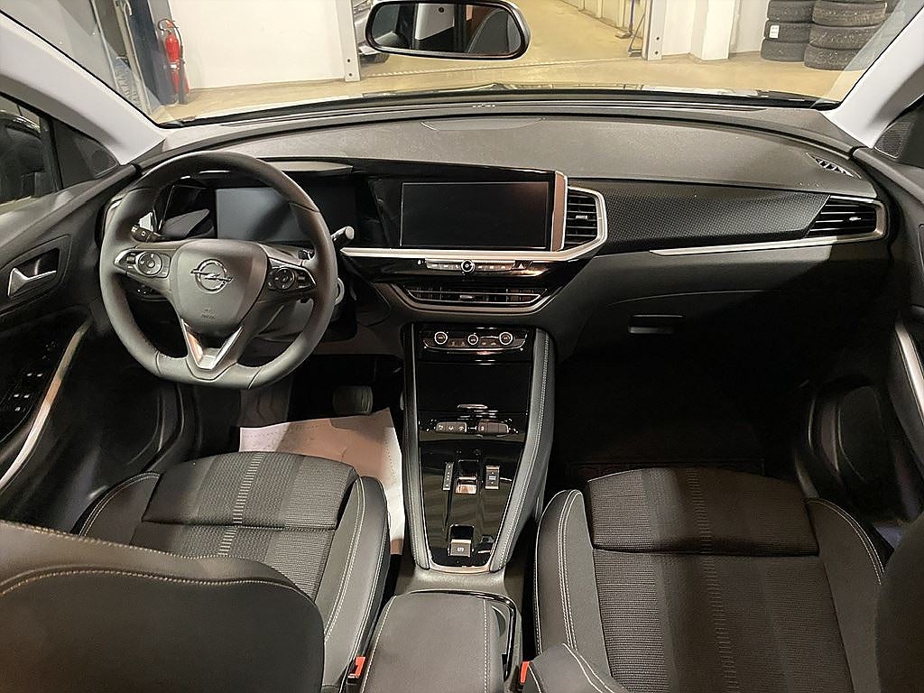 Bild på Opel Grandland GS-Line 1.2 Turbo 130hk Aut KAMPANJRÄNTA 3,99%