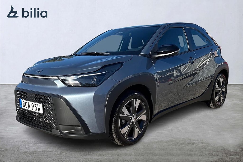 Toyota Aygo X 1,5 PLAY CARPLAY Apptyrd värmare