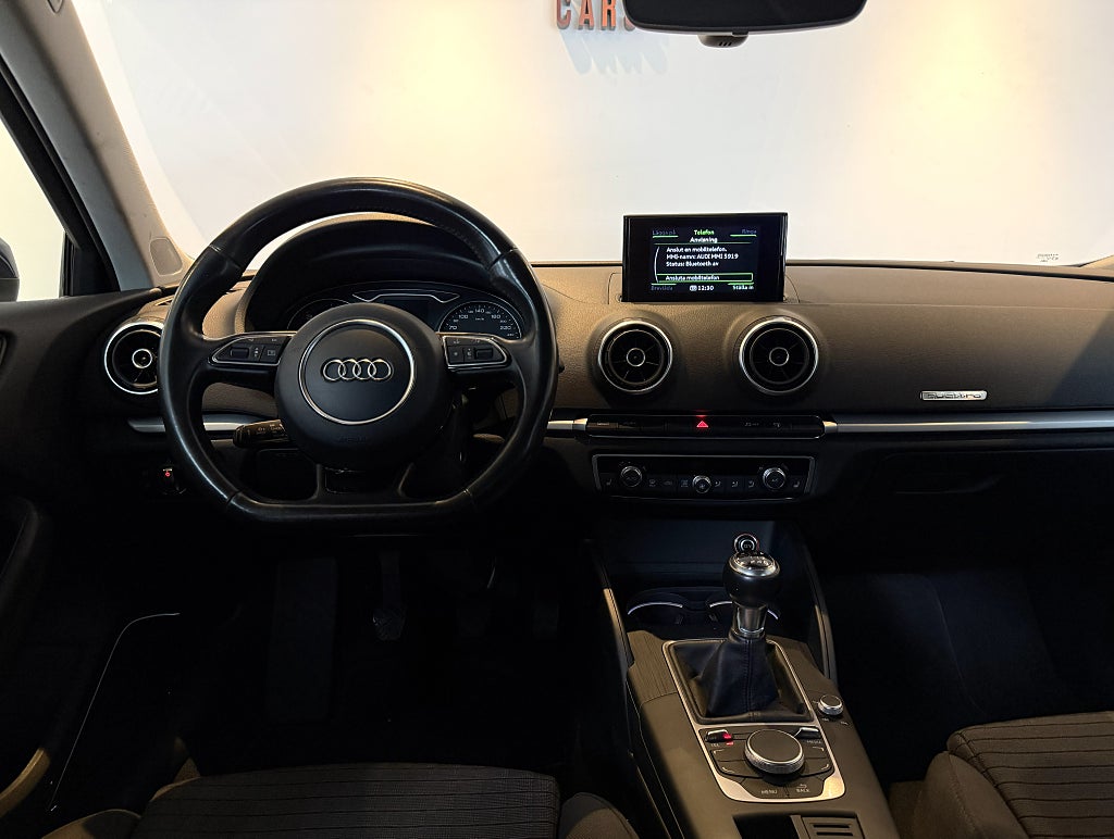 Audi A3 Sportback 2.0 TDI quattro AMBITION MOTORVÄRMARE DRAG