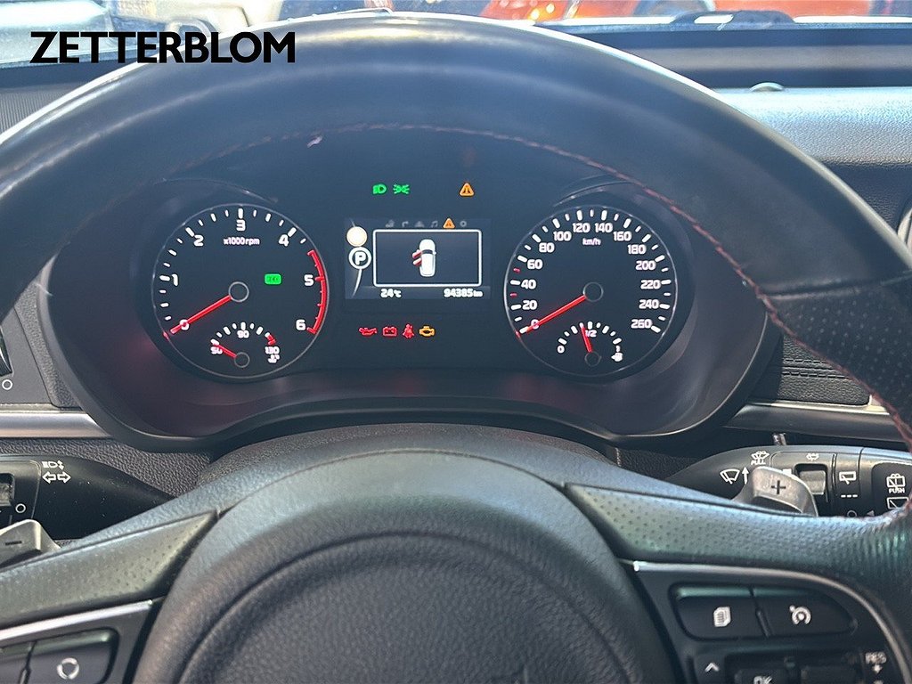 Kombi Kia Optima 11 av 13