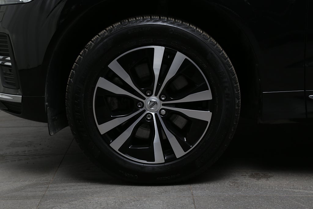 Volvo XC60 Recharge T6 340hk Inscription Exp Läder Pano Drag Moms 2022