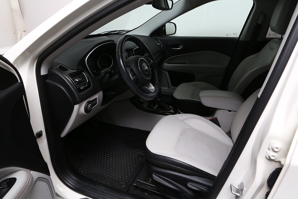 Jeep Compass 1,4 170hk Limited 4WD Aut Motorv 1års Garanti 2018