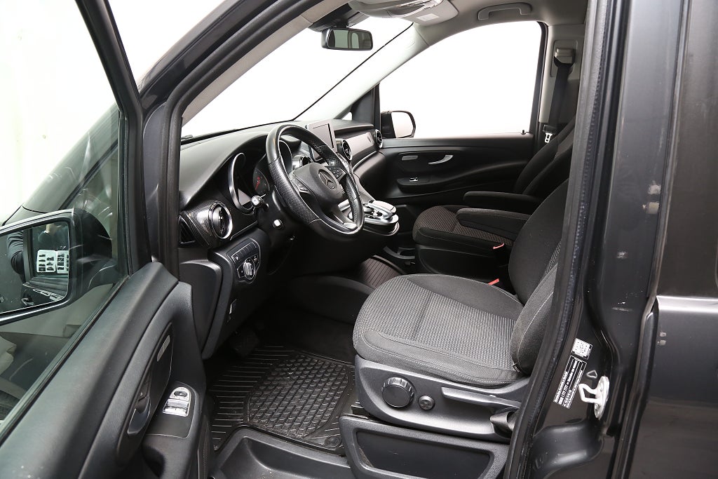 Mercedes-Benz V 220d 3.1t 9G-Tronic 163hk I 360°-kamera I Drag I 7-sits 2019