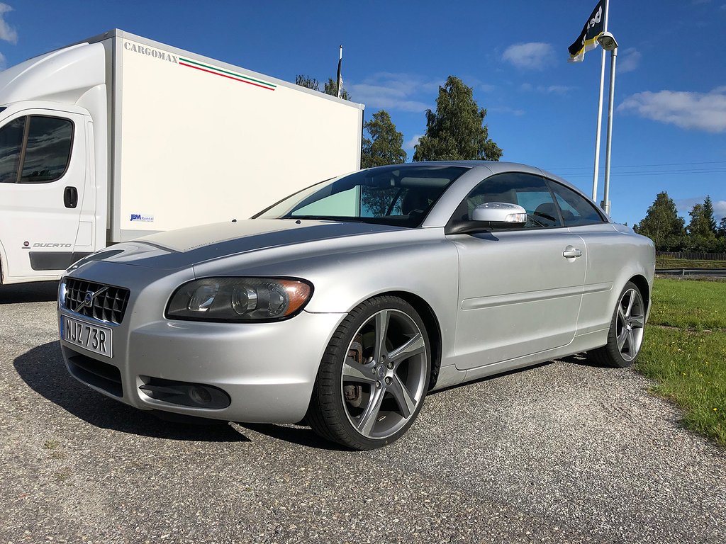 Volvo C70 2.0 D Automat Momentum  PlåtCab R-fälgar 