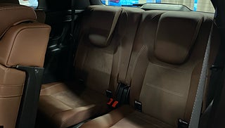 SUV Mercedes-Benz GLB 10 av 13