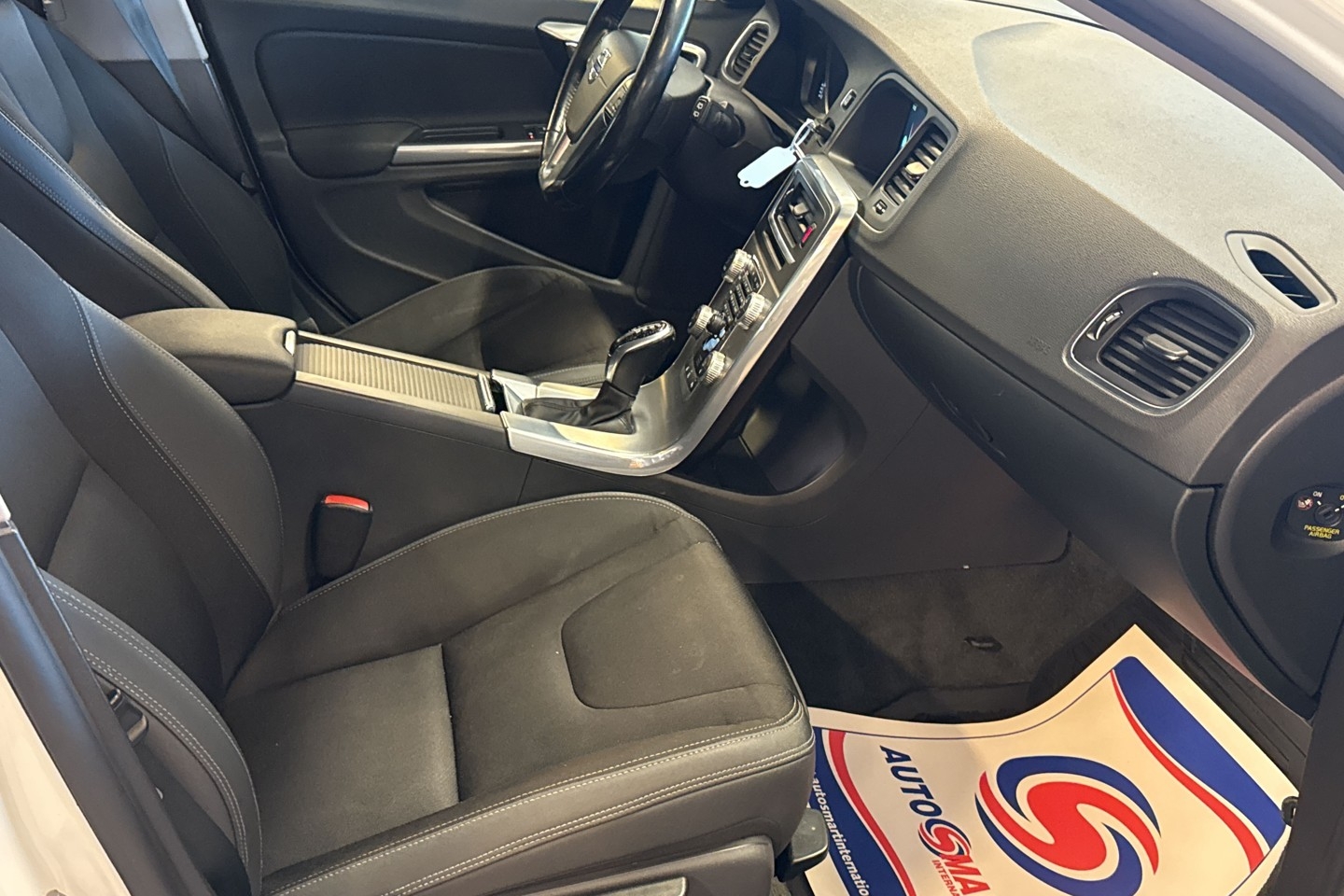 Volvo V60 D4, 181HK , Momentum 2015, bild 7/39