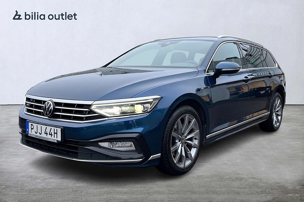 Volkswagen Passat Sportscombi 2.0 TDI 4M R-Line 200hk / Drag Värmare Carplay