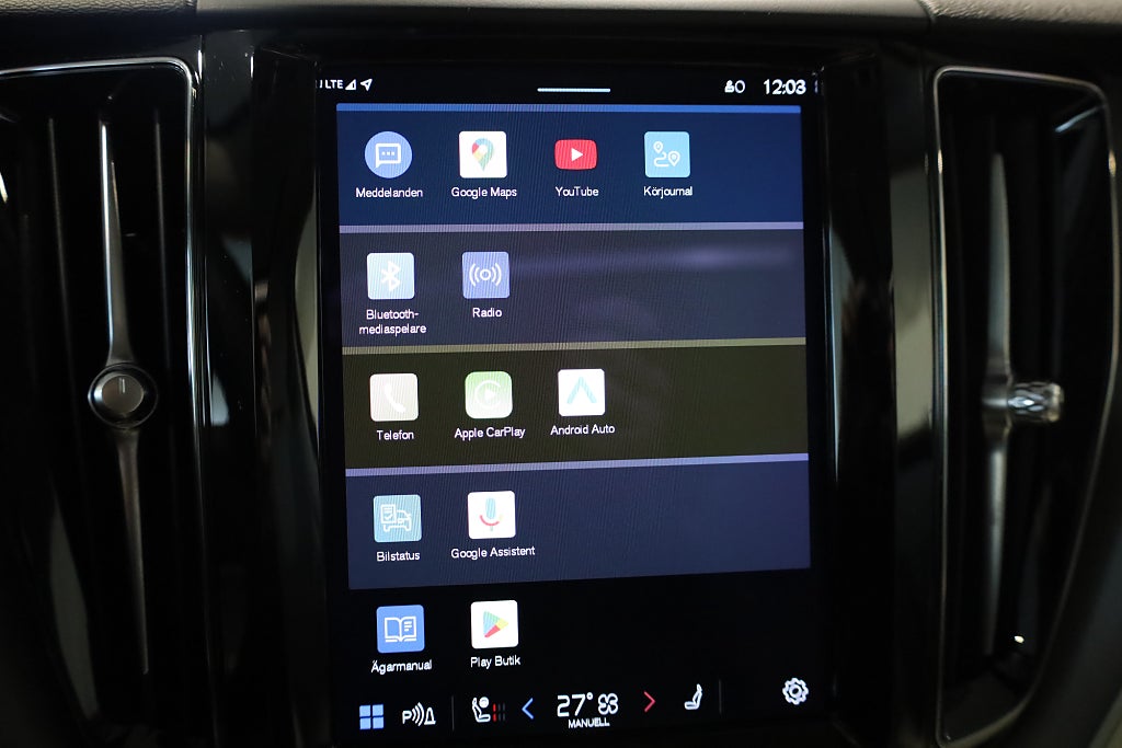 Volvo XC60 Recharge T6 350hk AWD Core Bright Pano Drag Leasbar 2023