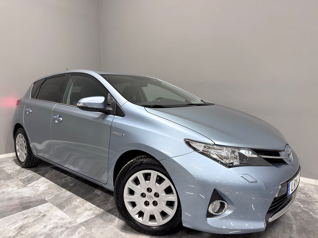 Toyota Auris Hybrid e-CVT Edition 50/Kamera/2Ägare/Fullservad/136HK