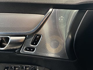 Volvo S90 D5 AWD Aut R-Design Värmare Kamera Navi B&W S&V – bild 18