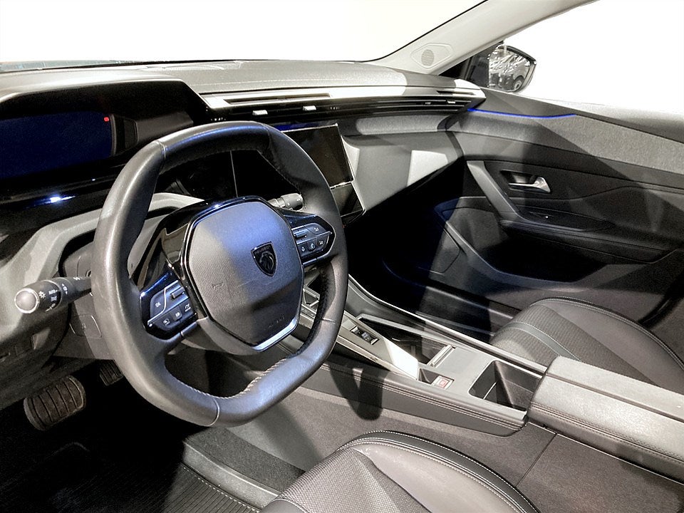 Bild på Peugeot 308 5D Allure PHEV 180hk Aut - CARPLAY, B-KAMERA