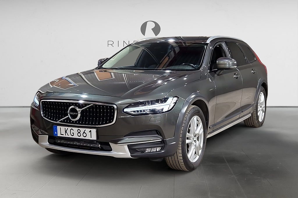 Volvo V90 Cross Country D4 190 HK AUT AWD VOC KAMREM BYTT