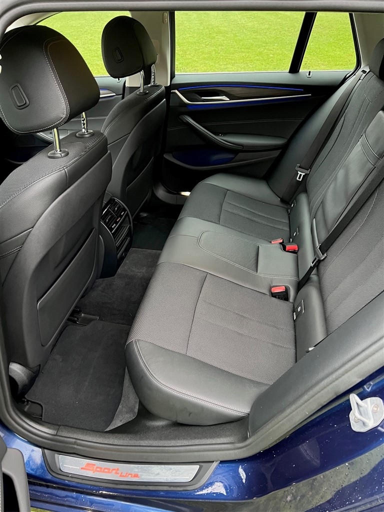 BMW 520 2019, bild 6/36