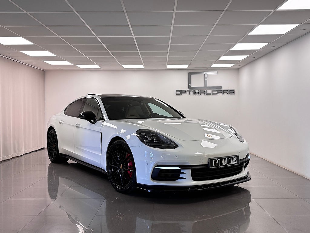 Porsche Panamera 4S PDK Svensksåld Pano Black EDT. Lågmil Maxton