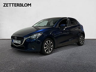 Halvkombi Mazda 2