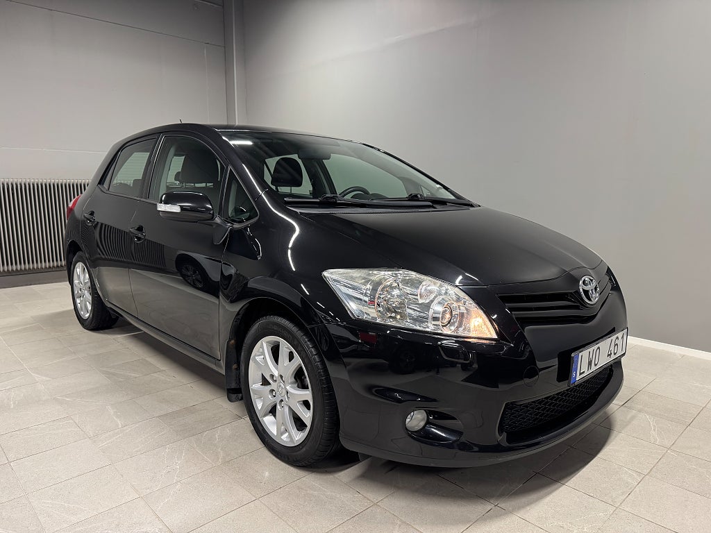 Toyota Auris 5-dörrar 1.6 Valvematic 132hk Plus Drag