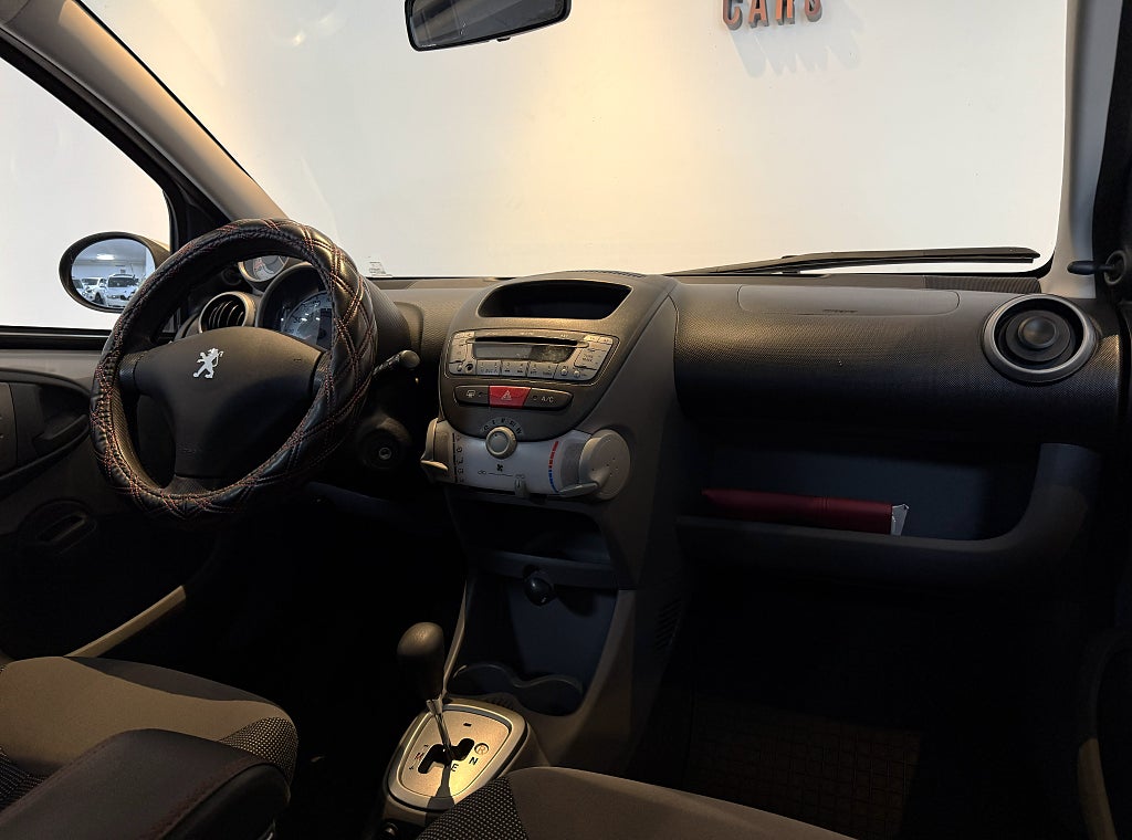 Peugeot 107 5-dörrar 1.0  2-TRONIC  68HK LÅGMIL S+V