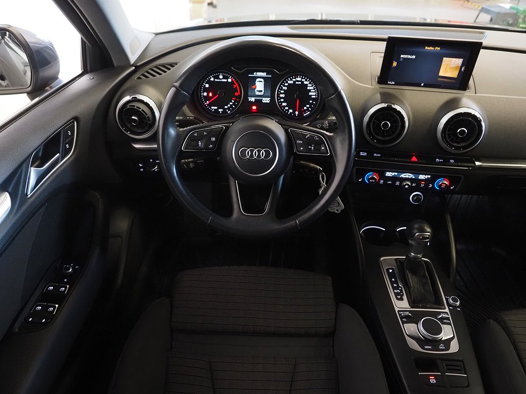 Audi A3 Sportback 35 TFSI 150hk Sport S-Tronic | PDC | BT | 2020