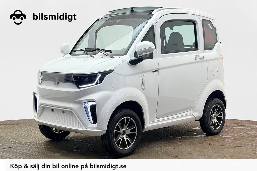 Titan Zero R4S 4-sits Läder Taklucka Värmare Cockpit USB Klass 2