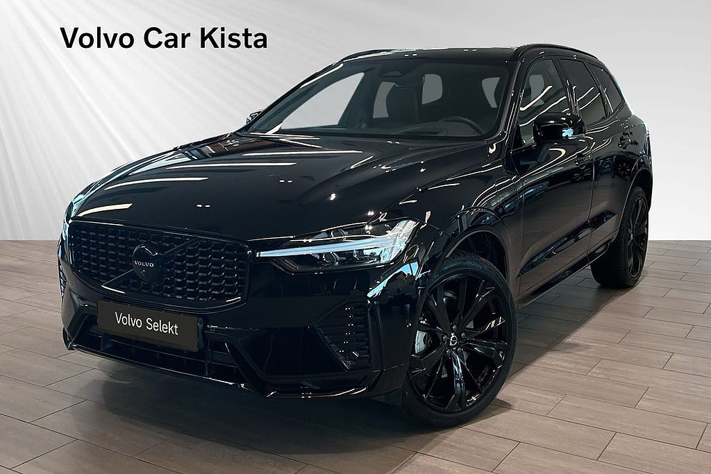 Volvo XC60 T8 Ultra Black Edition B/W Drag Luftfj Panorama