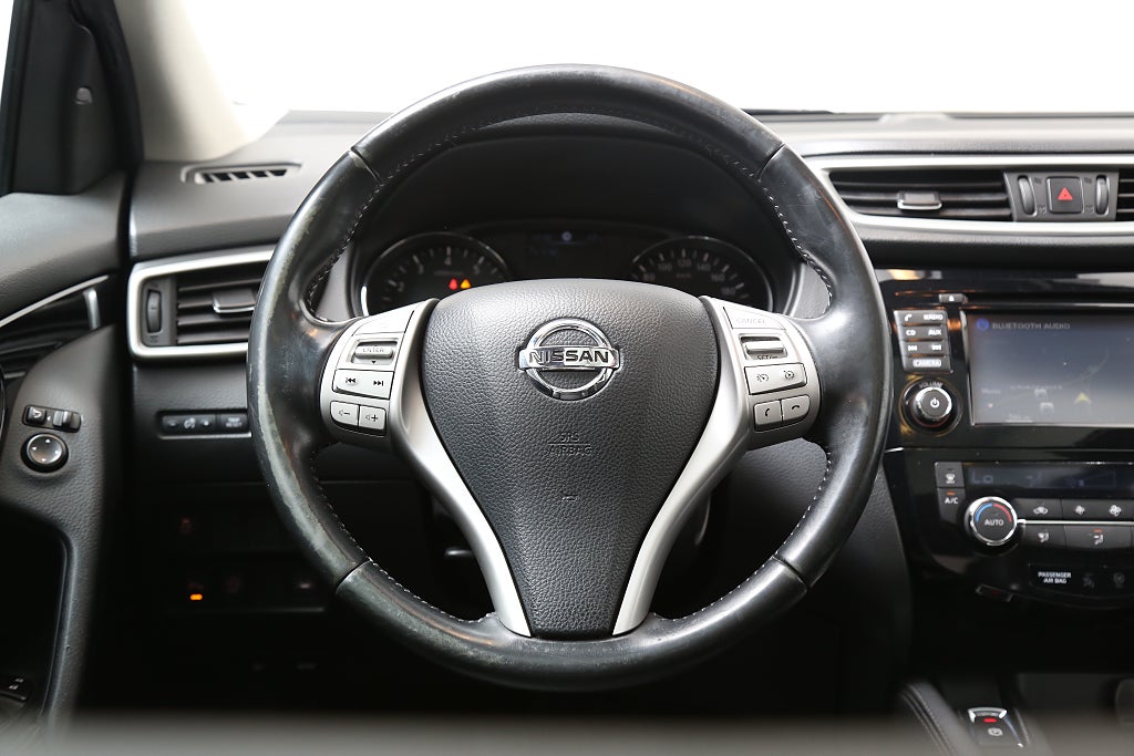 Nissan Qashqai 1,2 DIG-T Tekna Panorama Navi 360°-kamera 2015
