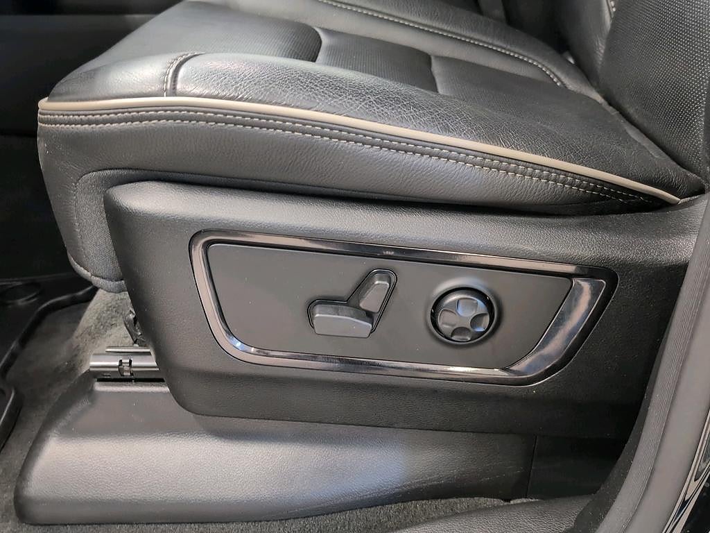 Dodge RAM 1500 Limited Night Edition 5.7L V8 HEMI Lågskatt