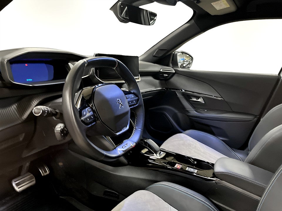 Bild på Peugeot E-2008 GT Pack 50kWh 136hk Aut - B-KAMERA, CARPLAY