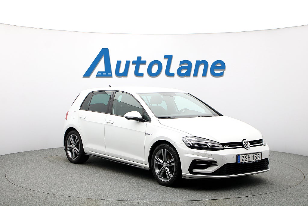 Volkswagen Golf 1.4 TSI R-Line, Låg skatt, Sensorer, CarPlay 150hk