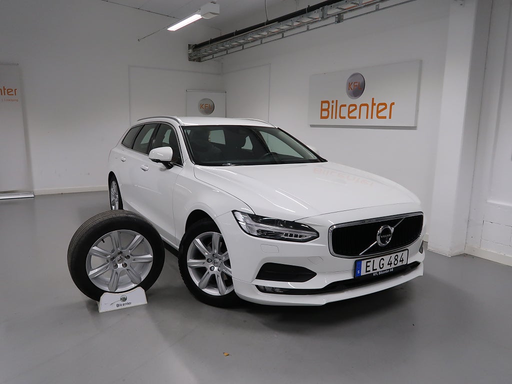 Volvo V90 *KFL 10 år 2,99%* D3 V-Däck ingår 360°-Drag-Navi-BLIS-Värmare