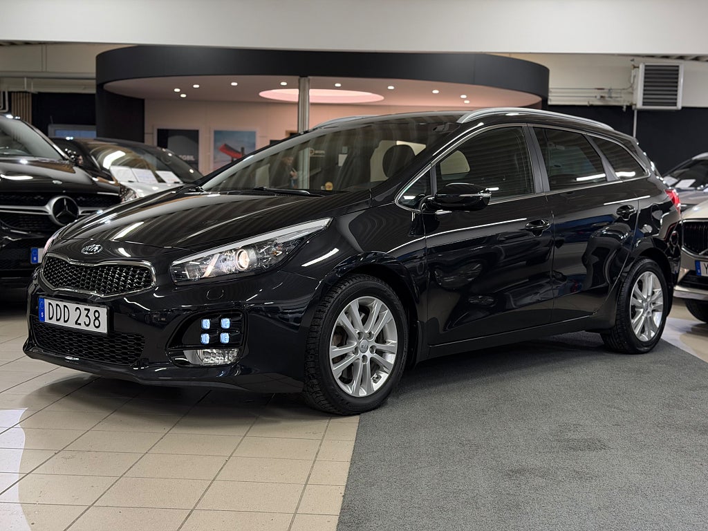 Kia Ceed cee'd_sw 1.6 GDI DCT GT-Line /GPS/B-kamera/Carplay/