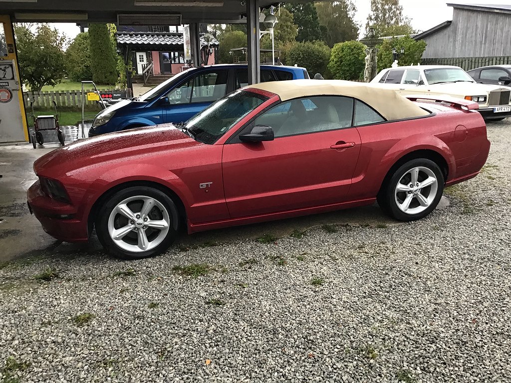 Ford Mustang GT Convertible nybes. 3/10 FÖRRA ÄGAREN 87 ÅR !