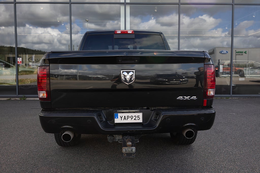 Dodge RAM 1500 Crew Cab 5.7 V8 HEMI Laramie Sport Rambox