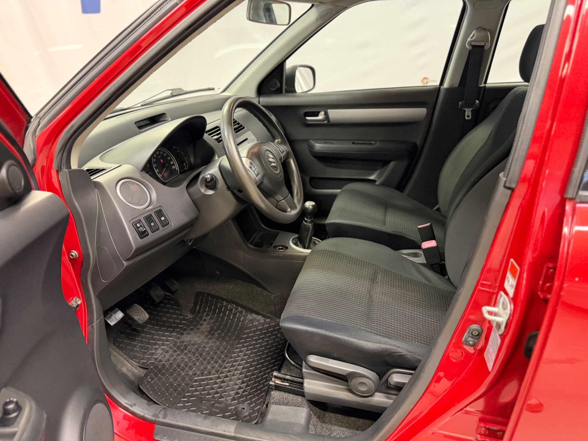 Suzuki Swift 2005, bild 5/10