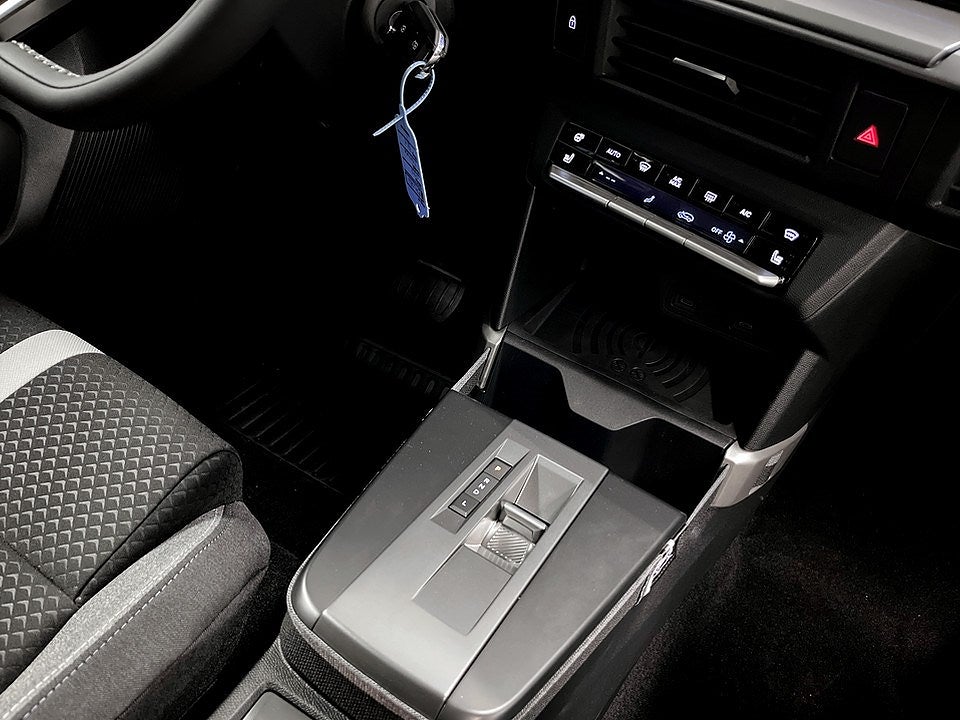 Bild på Opel Frontera GS Hybrid 136hk Aut - OMGÅENDE LEVERANS!