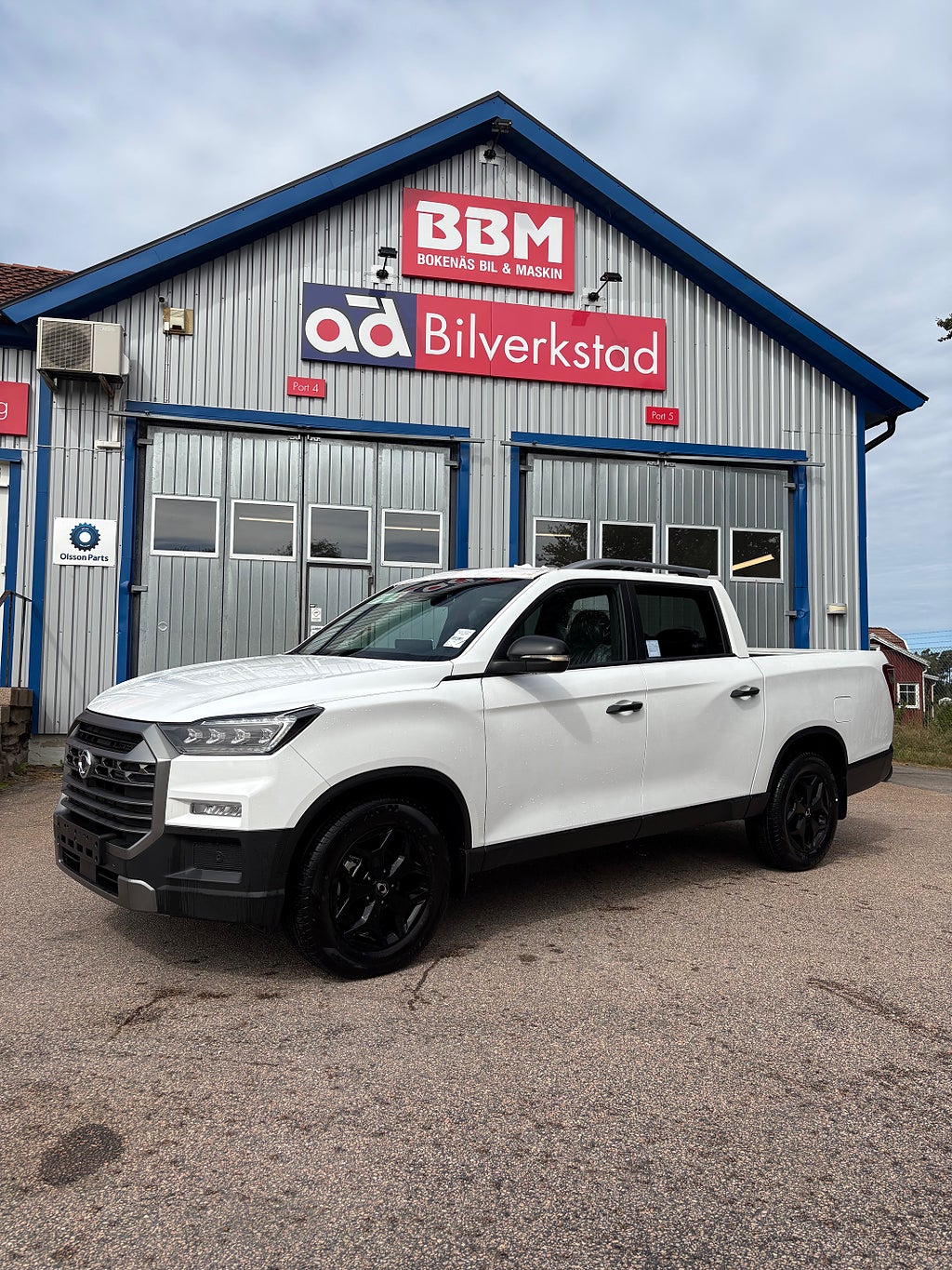KGM Musso Grand 2.2 e-XDi 4x4 Black Line + CNG INGÅR !