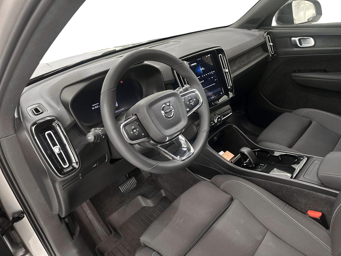 Volvo XC40 Recharge Twin motor Plus 2023, bild 6/45